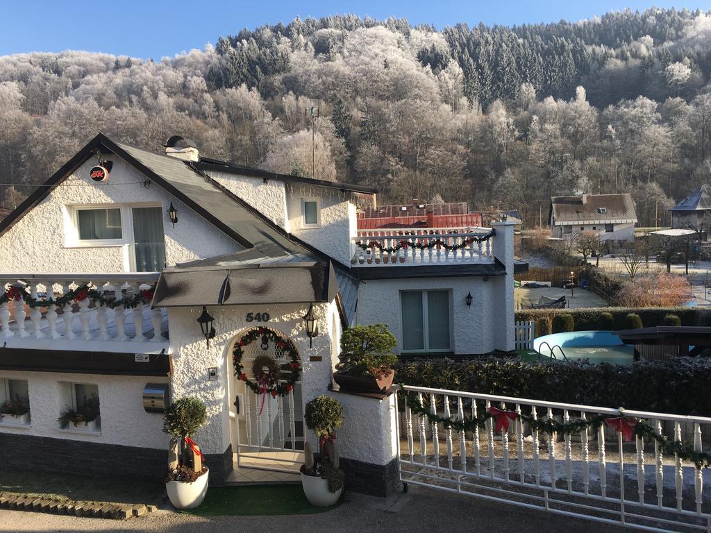 Penzion Ok Svoboda nad Upou Bagian luar foto